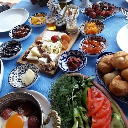 ベッド・アンド・ブレックファスト Cayirli 2*