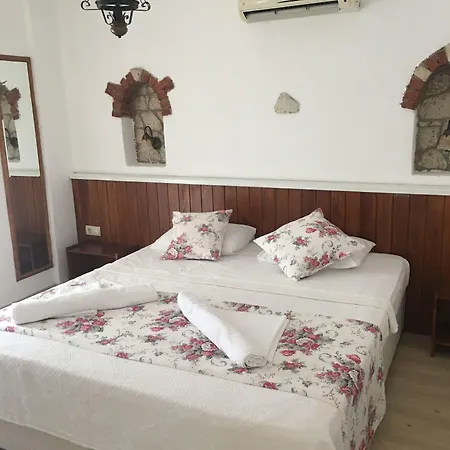 Bed & Breakfast Cayirli 2*