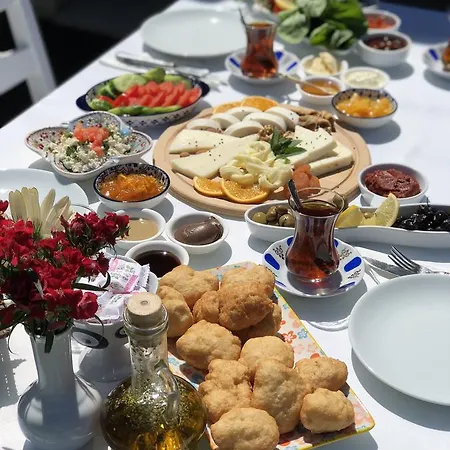 לינה וארוחת בוקר Cayirli