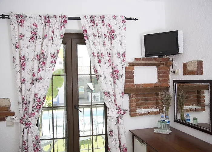 Cayirli לינה וארוחת בוקר אלאקאטי