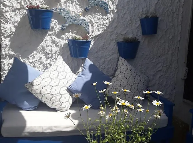 לינה וארוחת בוקר Cayirli אלאקאטי